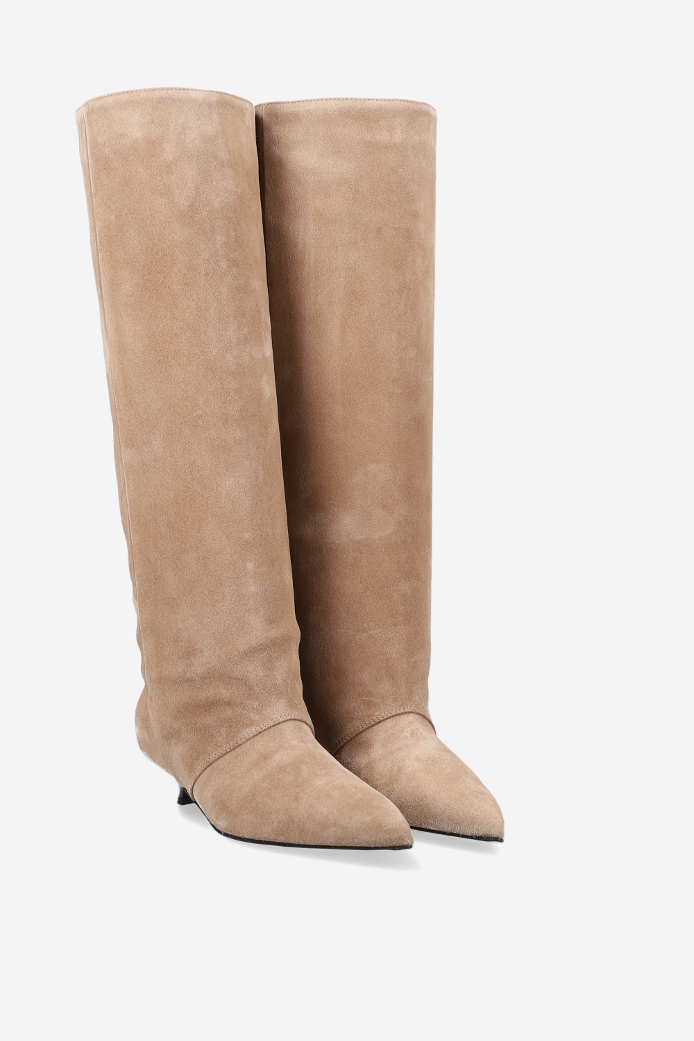 Beggin’ suede boots