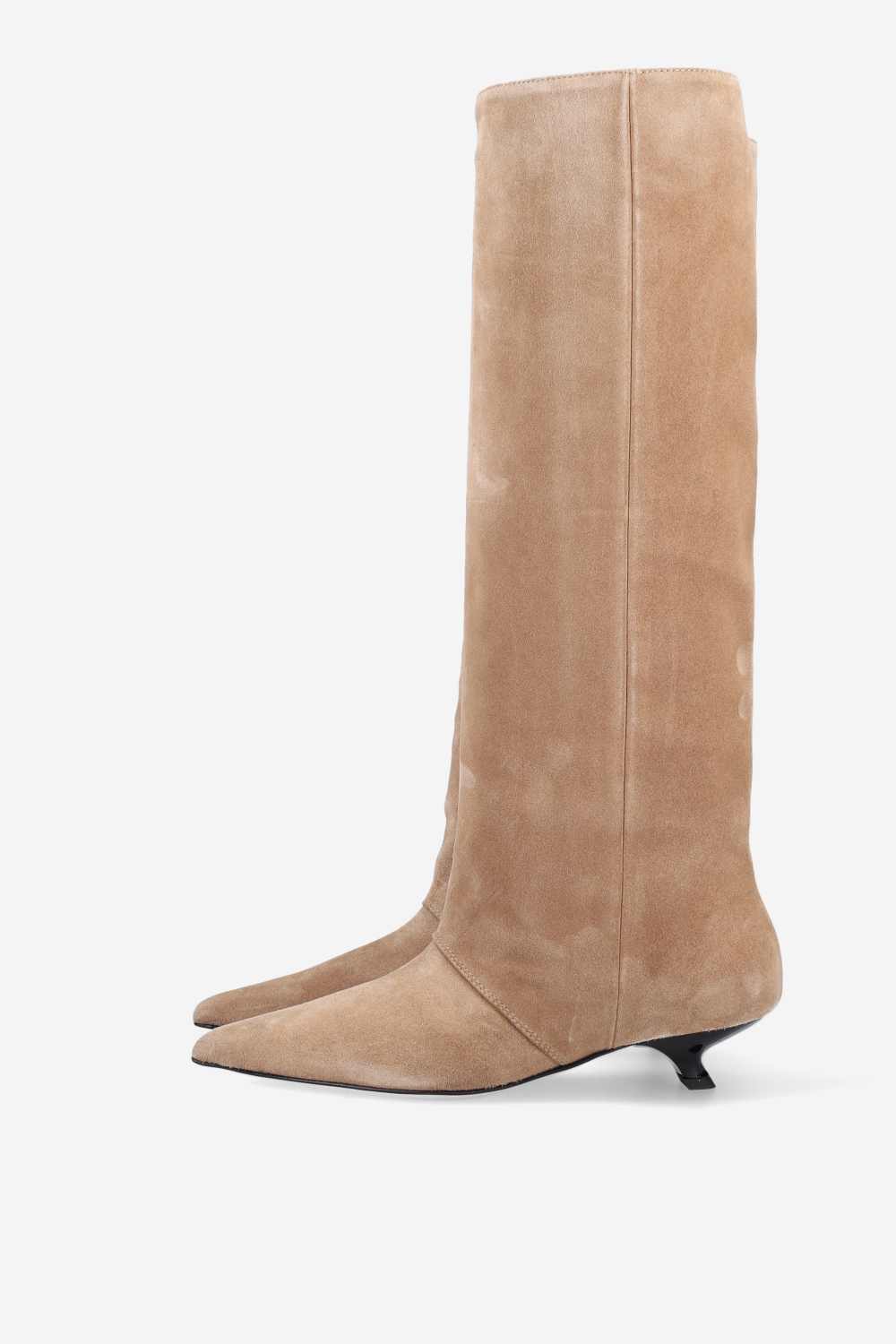 Beggin’ suede boots