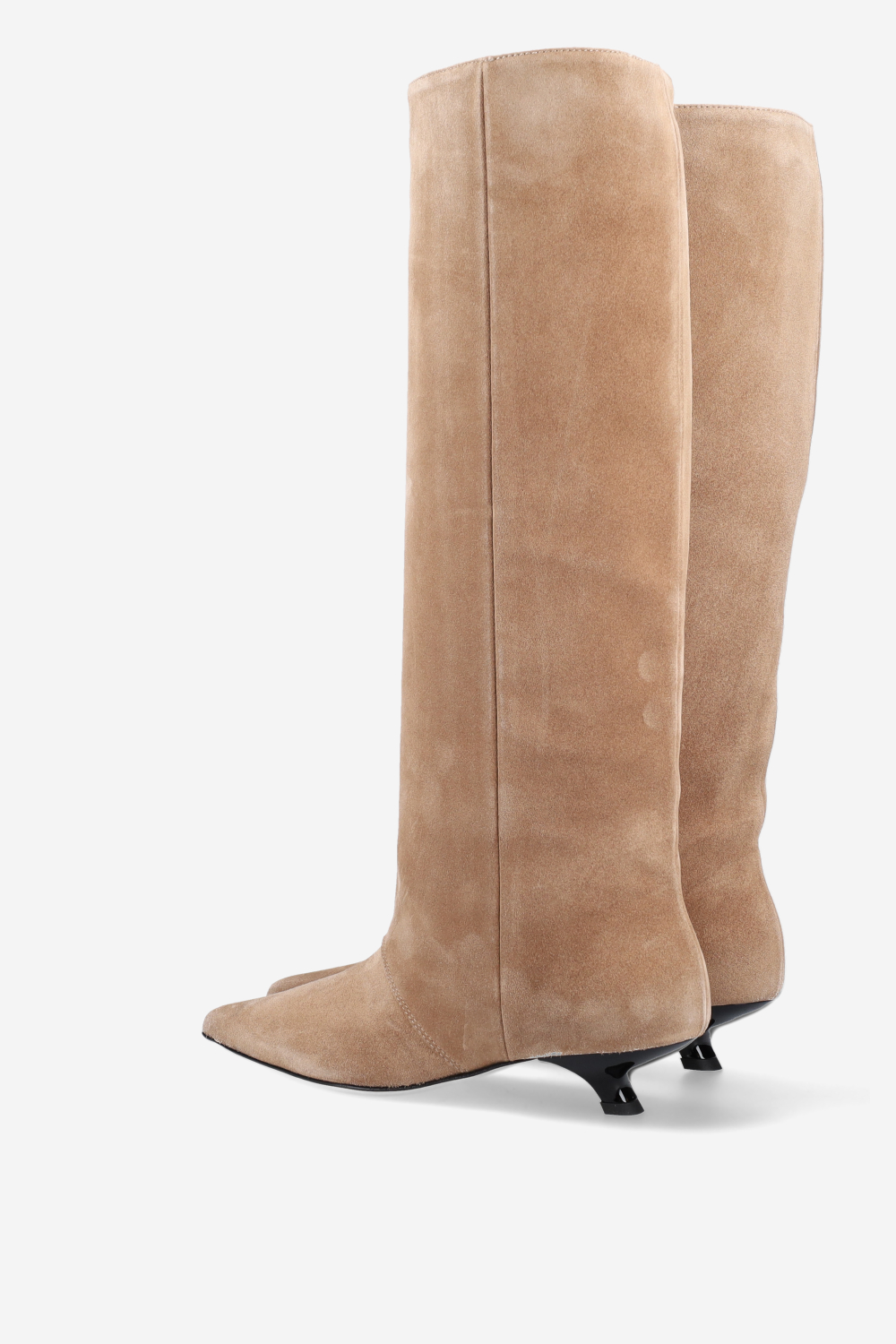 Beggin’ suede boots