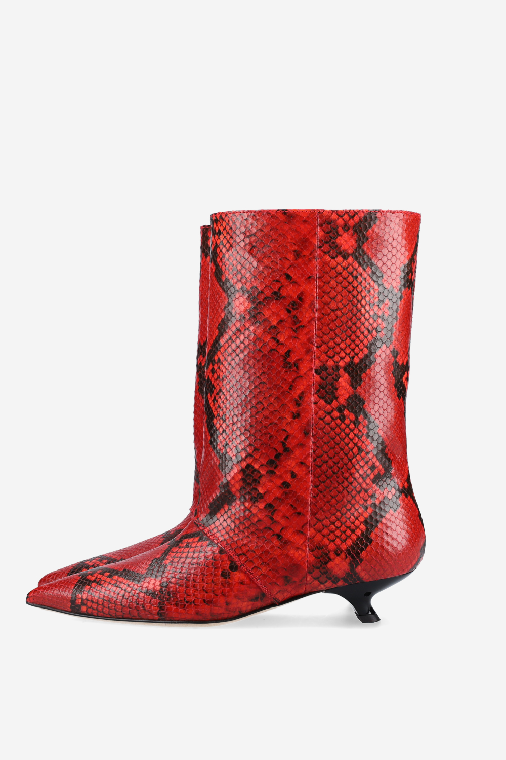 Unforgettable pitone leather boots