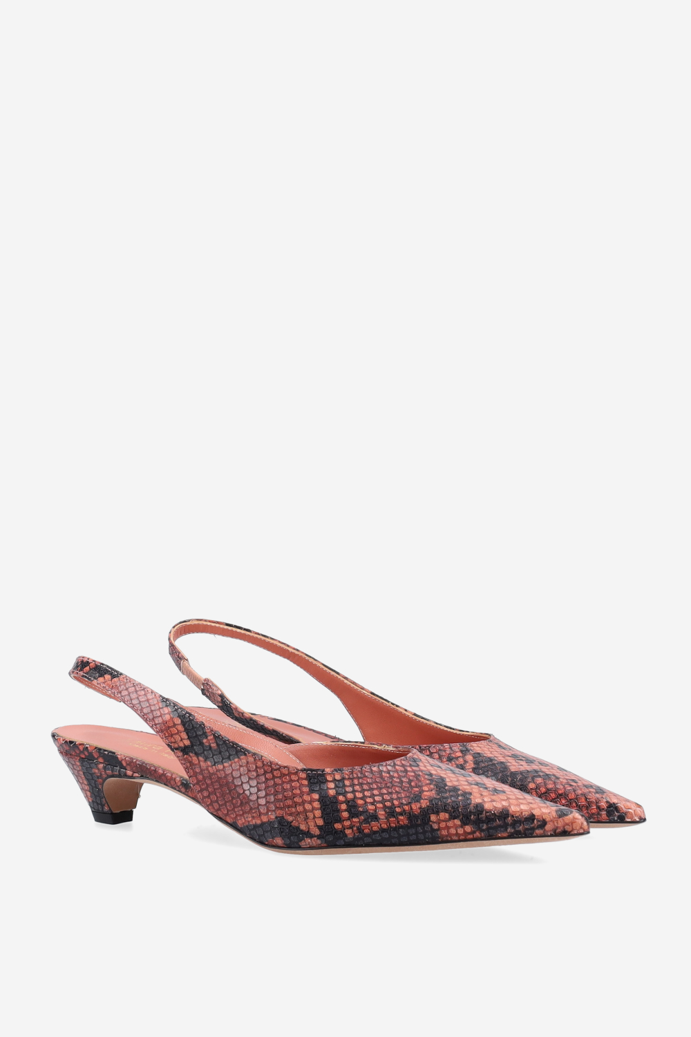 Pointed-toe leather slingbacks