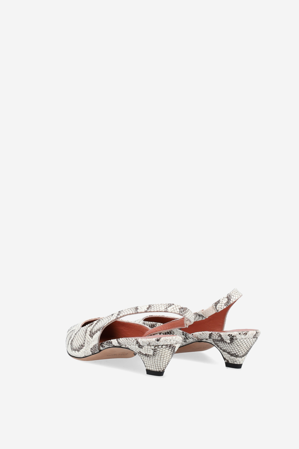 Pointed-toe leather slingbacks