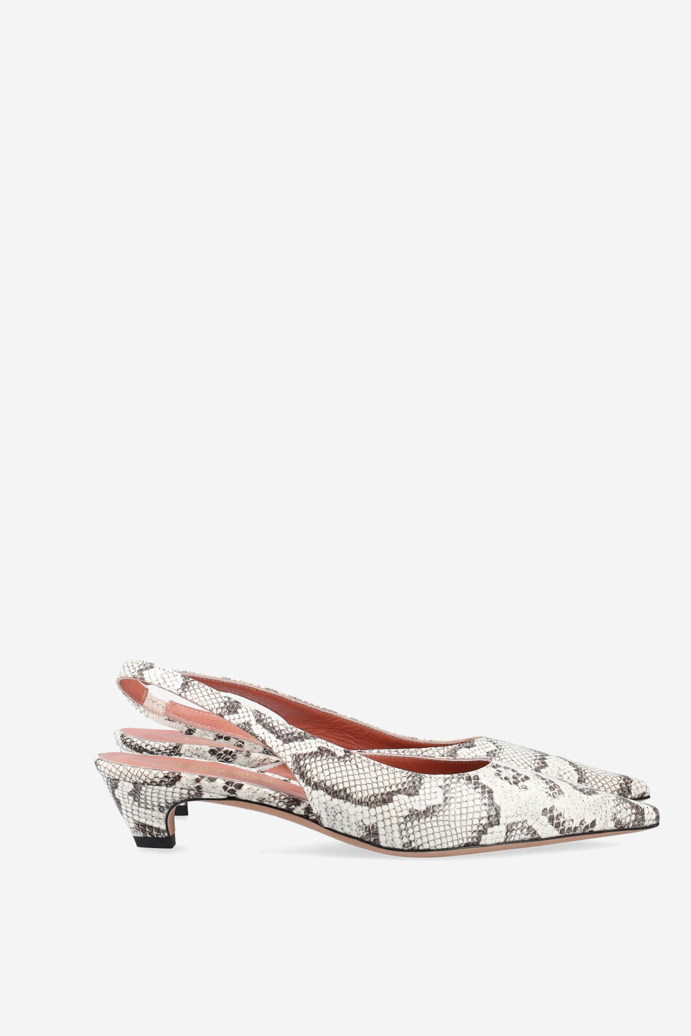 Pointed-toe leather slingbacks