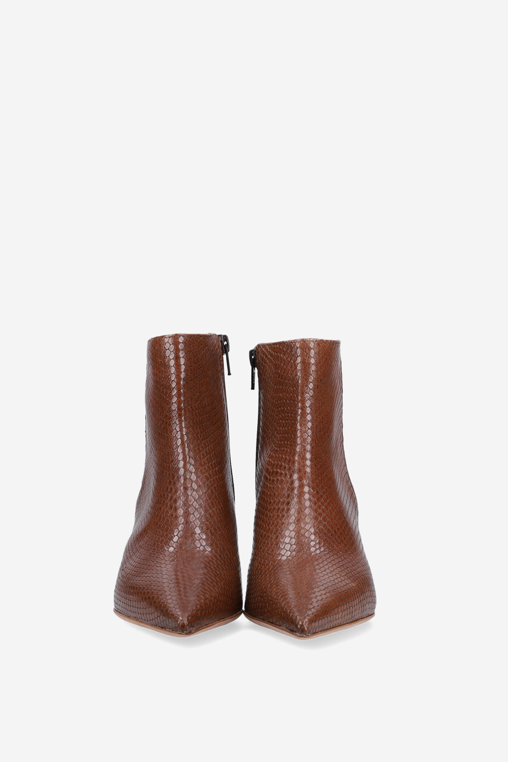 Pointed-toe leather ankle boots