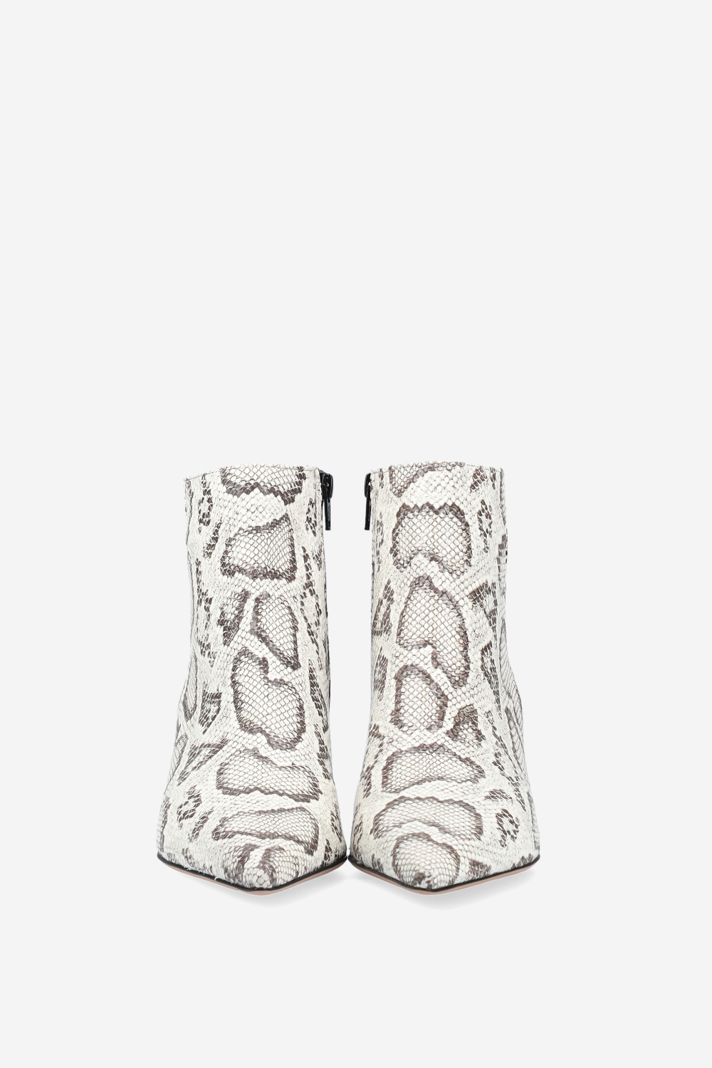 Pointed-toe leather ankle boots