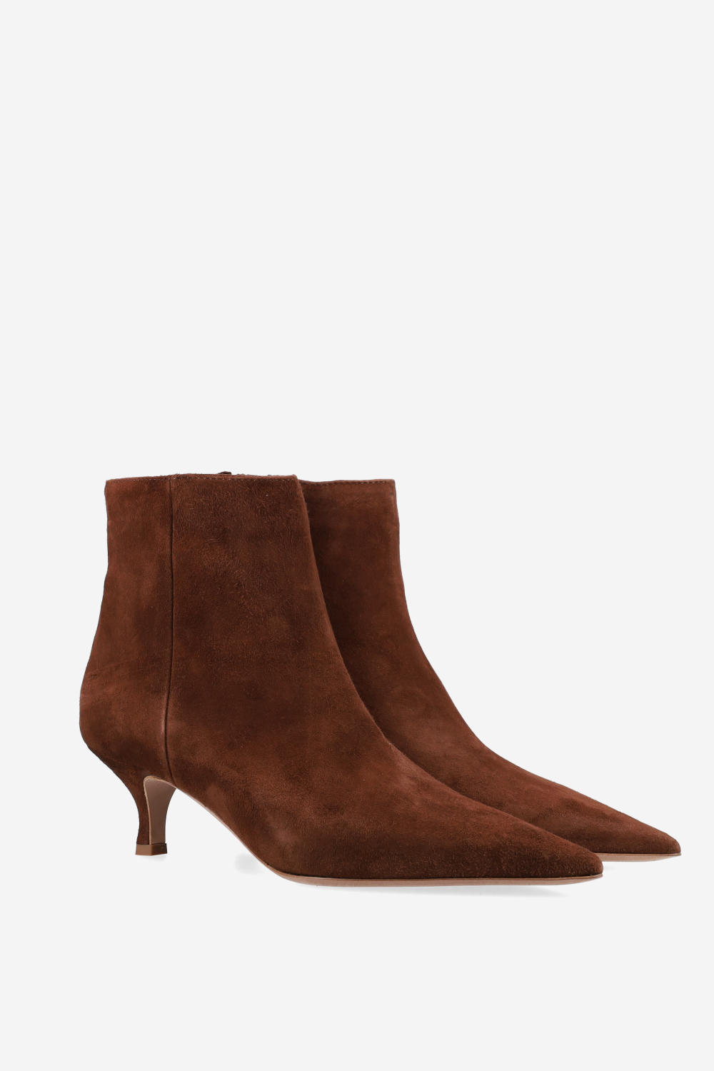 Pointed-toe suede ankle boots