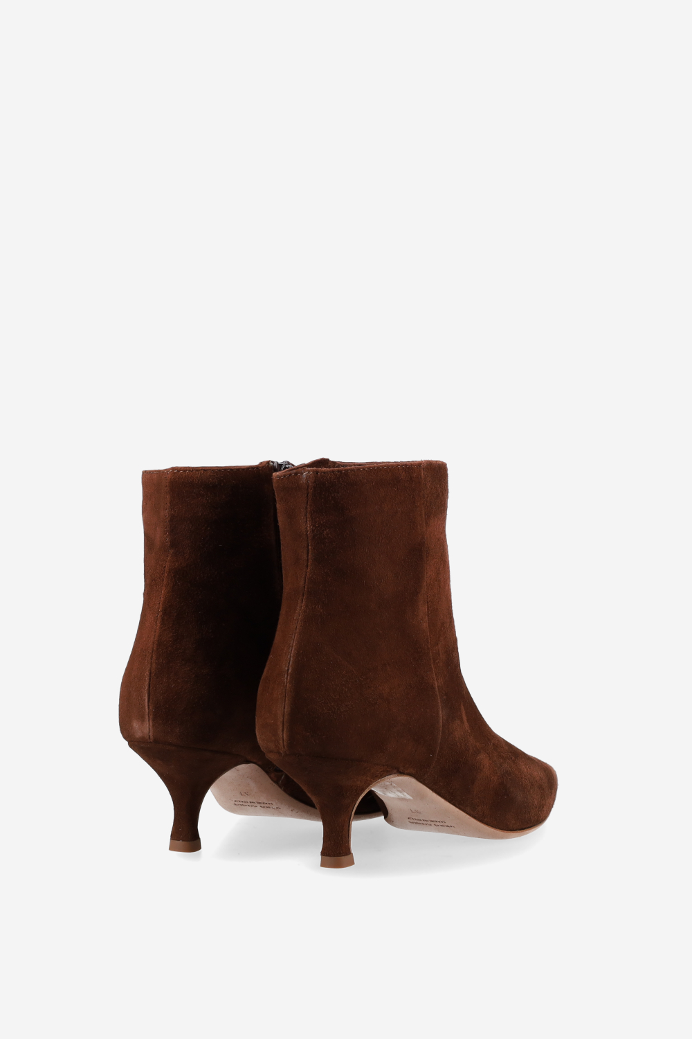 Pointed-toe suede ankle boots
