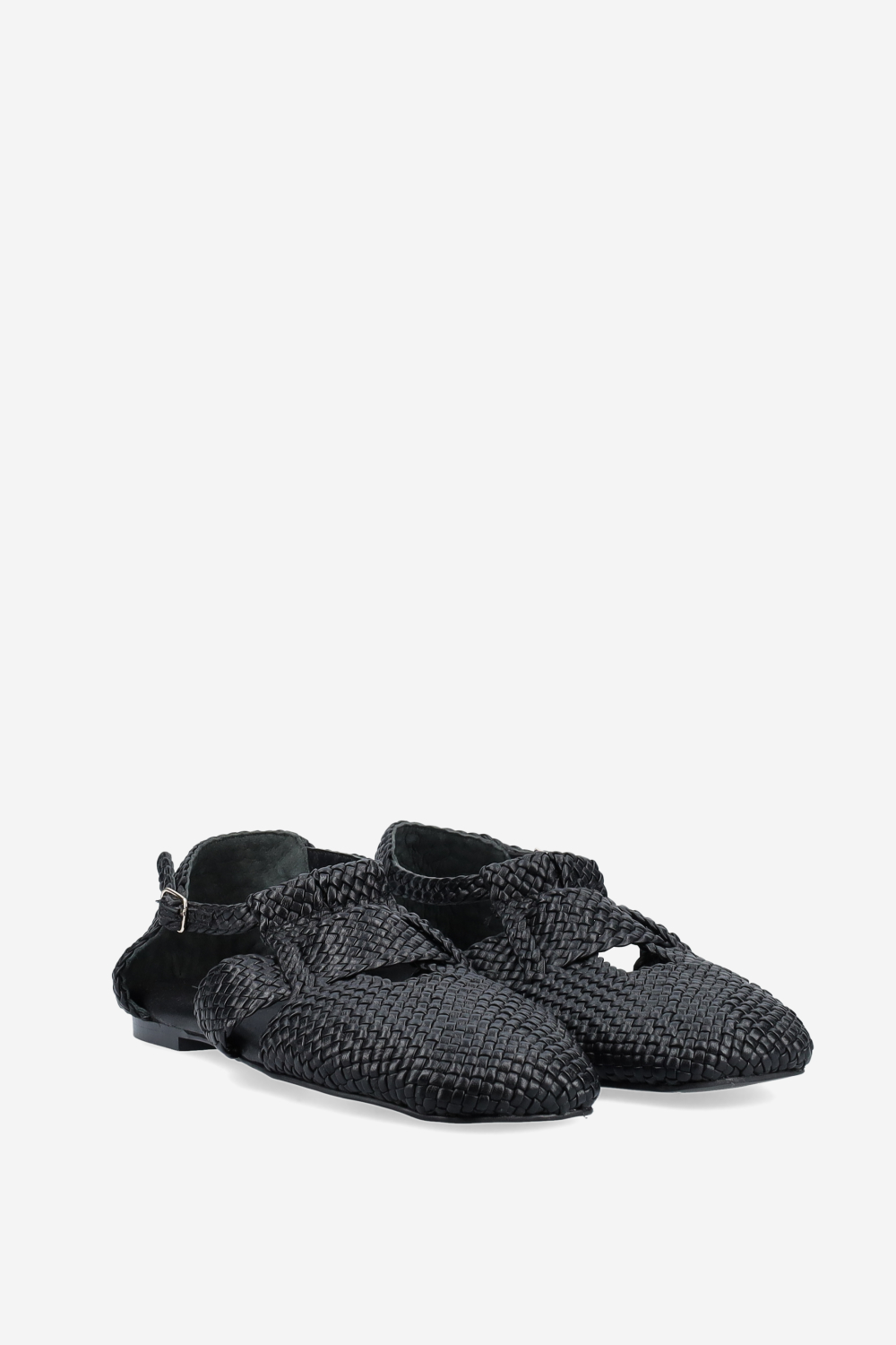 Braided leather sandals