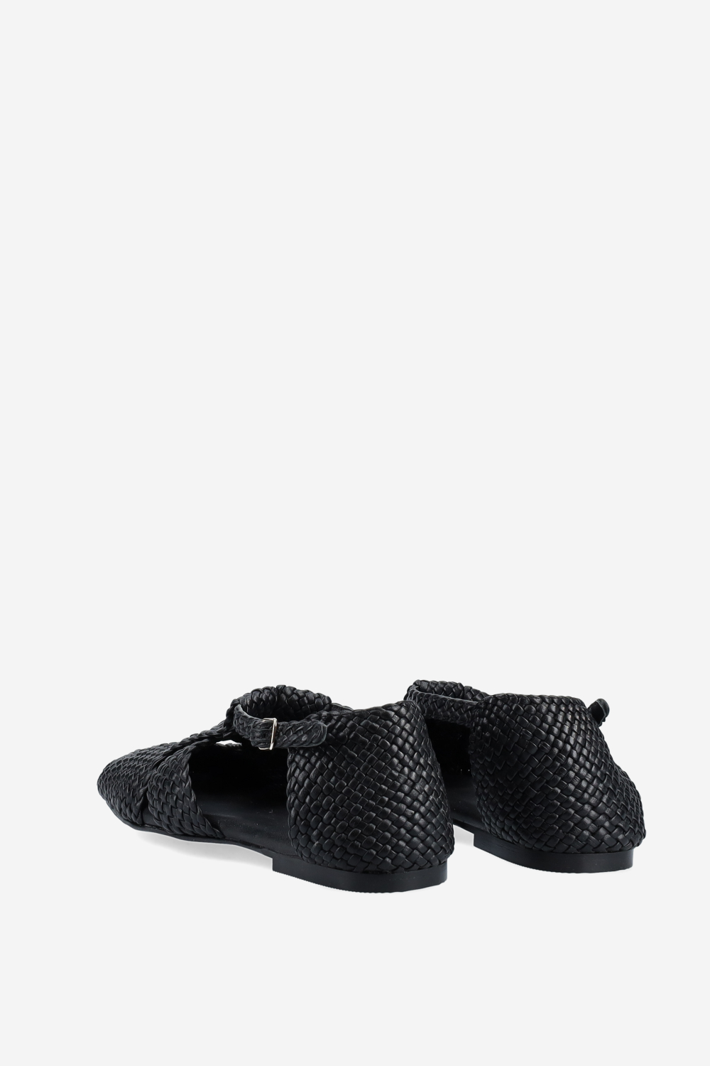 Braided leather sandals