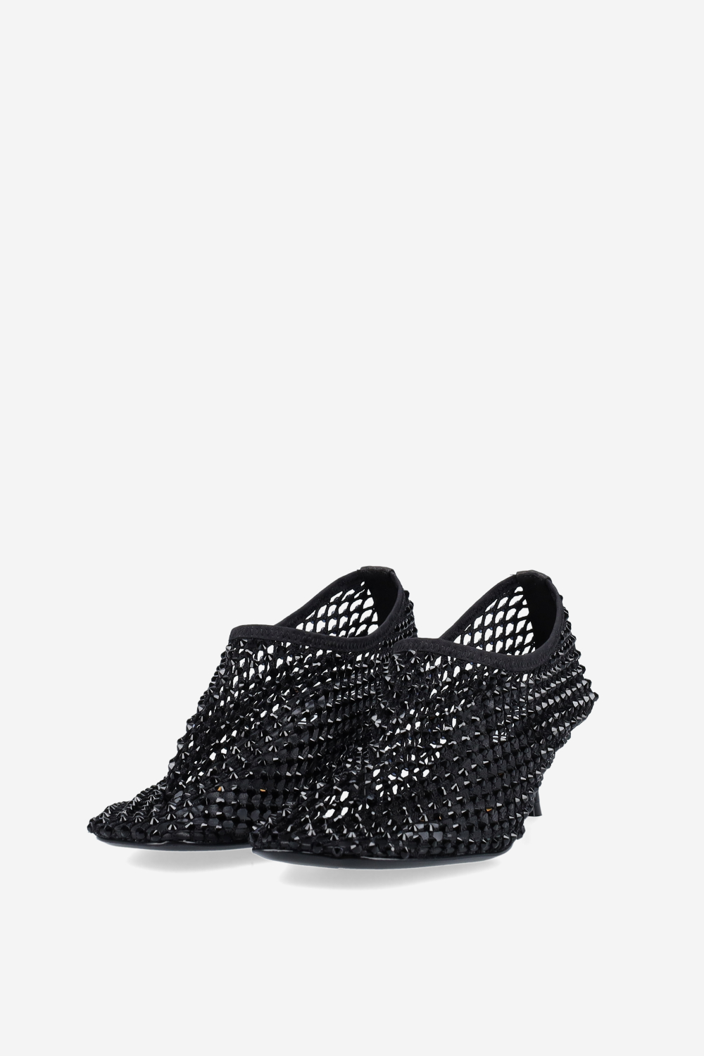 Embellished heeled pumps