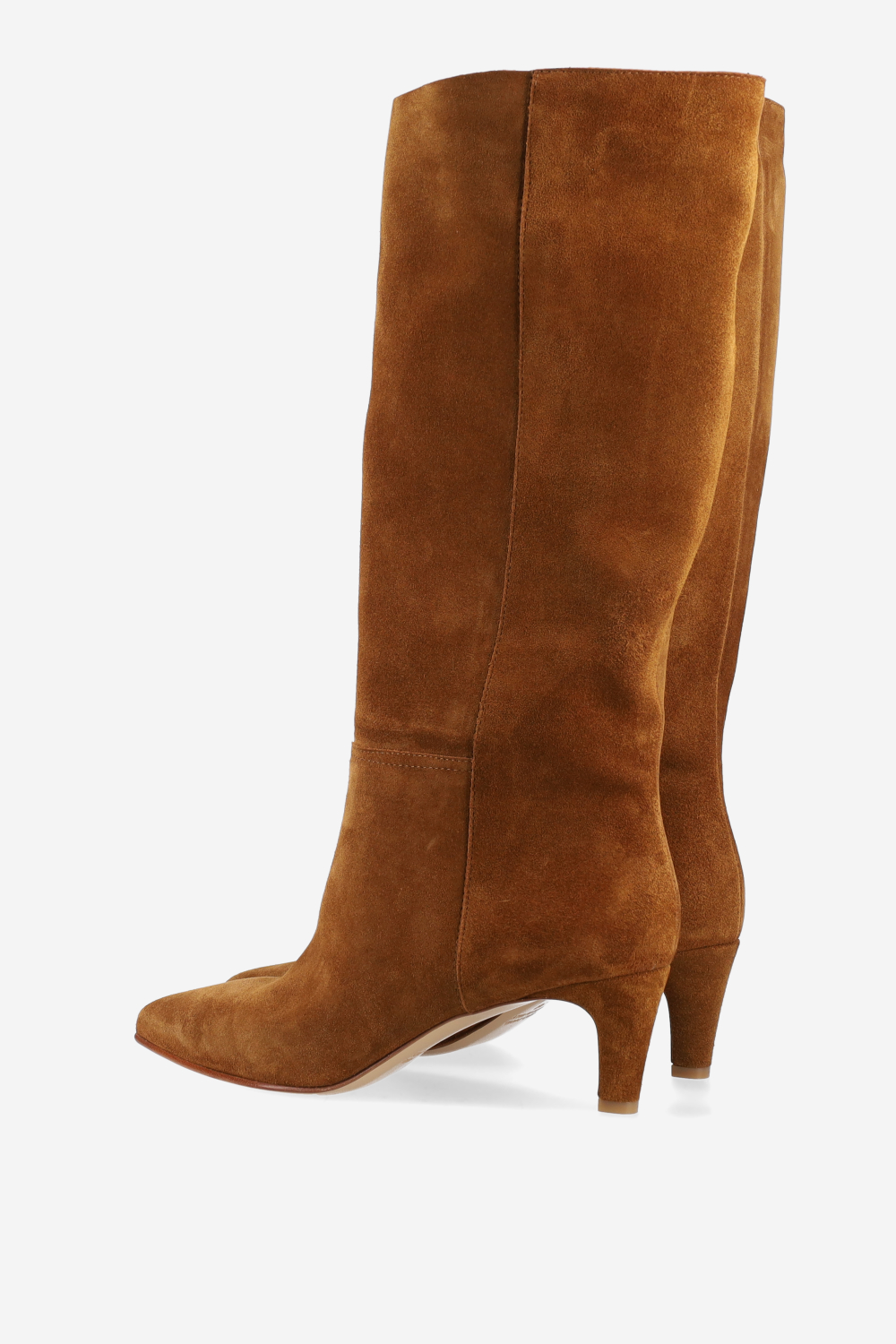 Pointed-toe suede boots