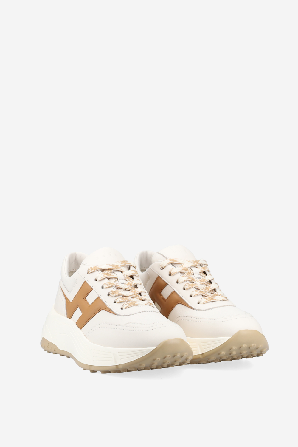 H669 leather sneakers