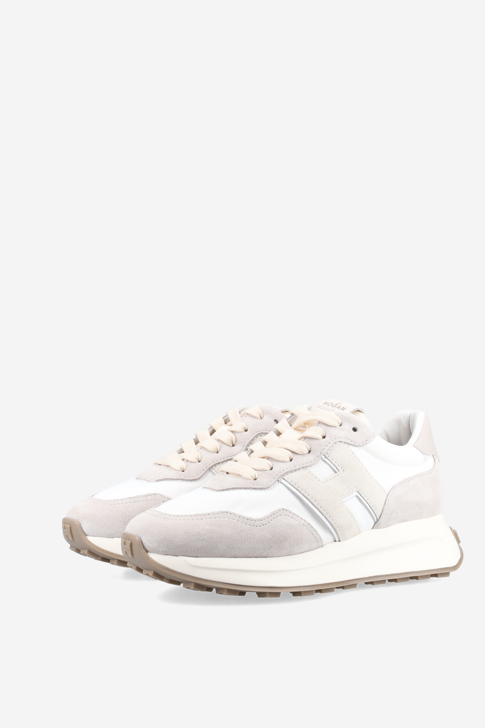 H641 h-patch suede sneakers