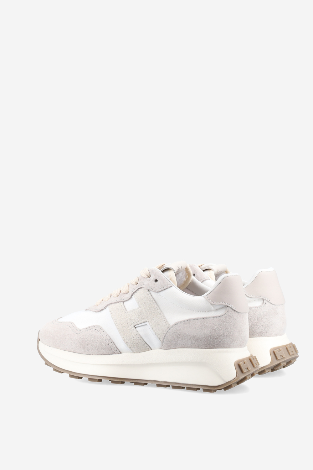 H641 h-patch suede sneakers