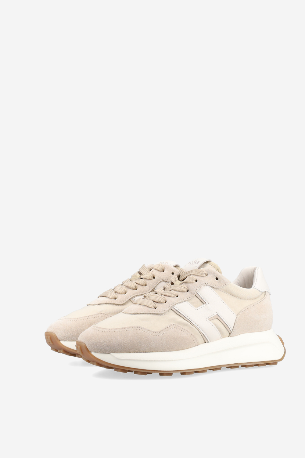 H641 h-patch suede sneakers