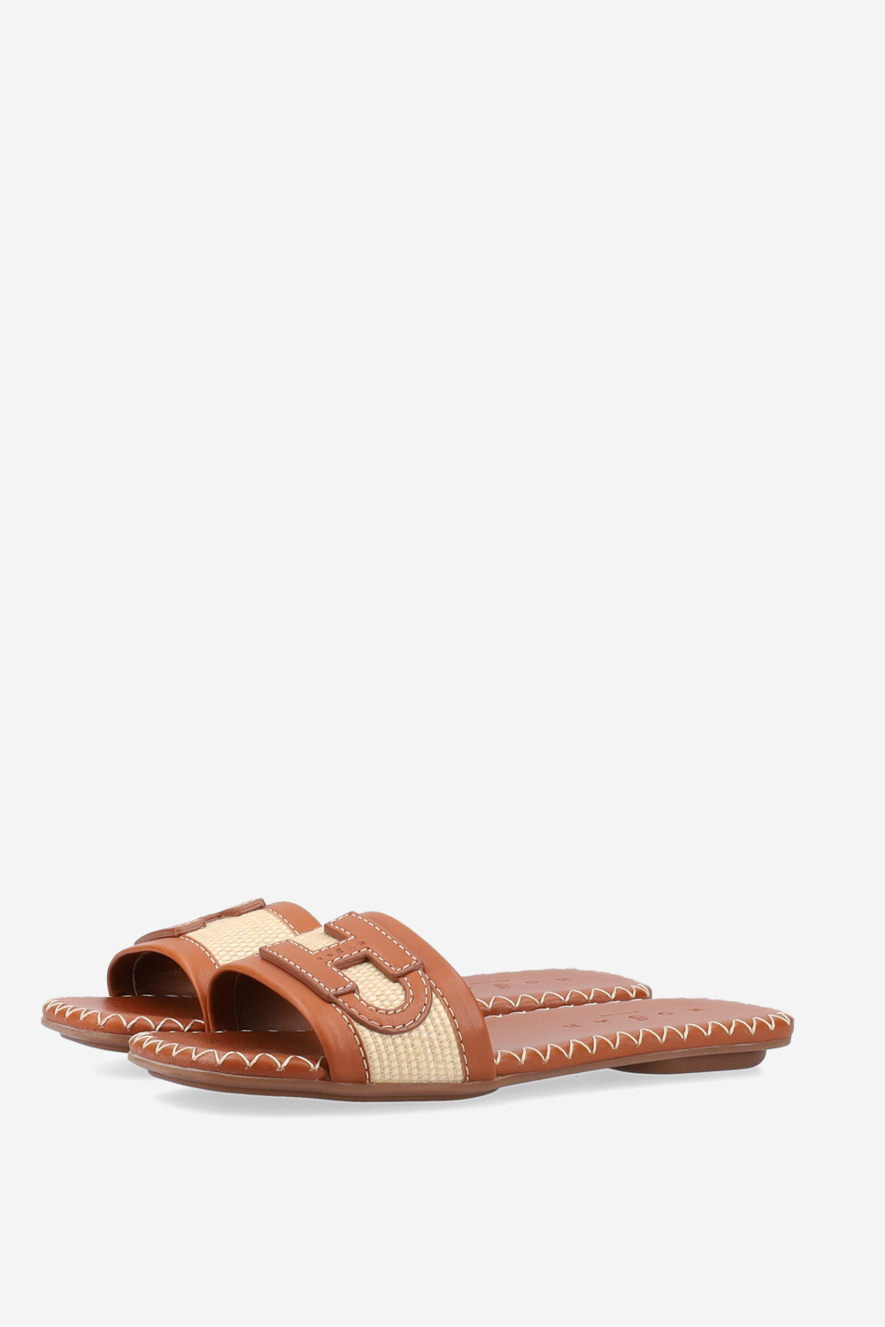 H685 leather/raffia sandals