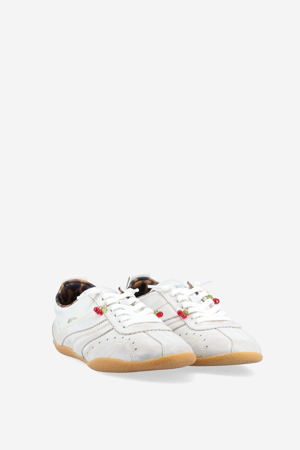 Runaway leather sneakers