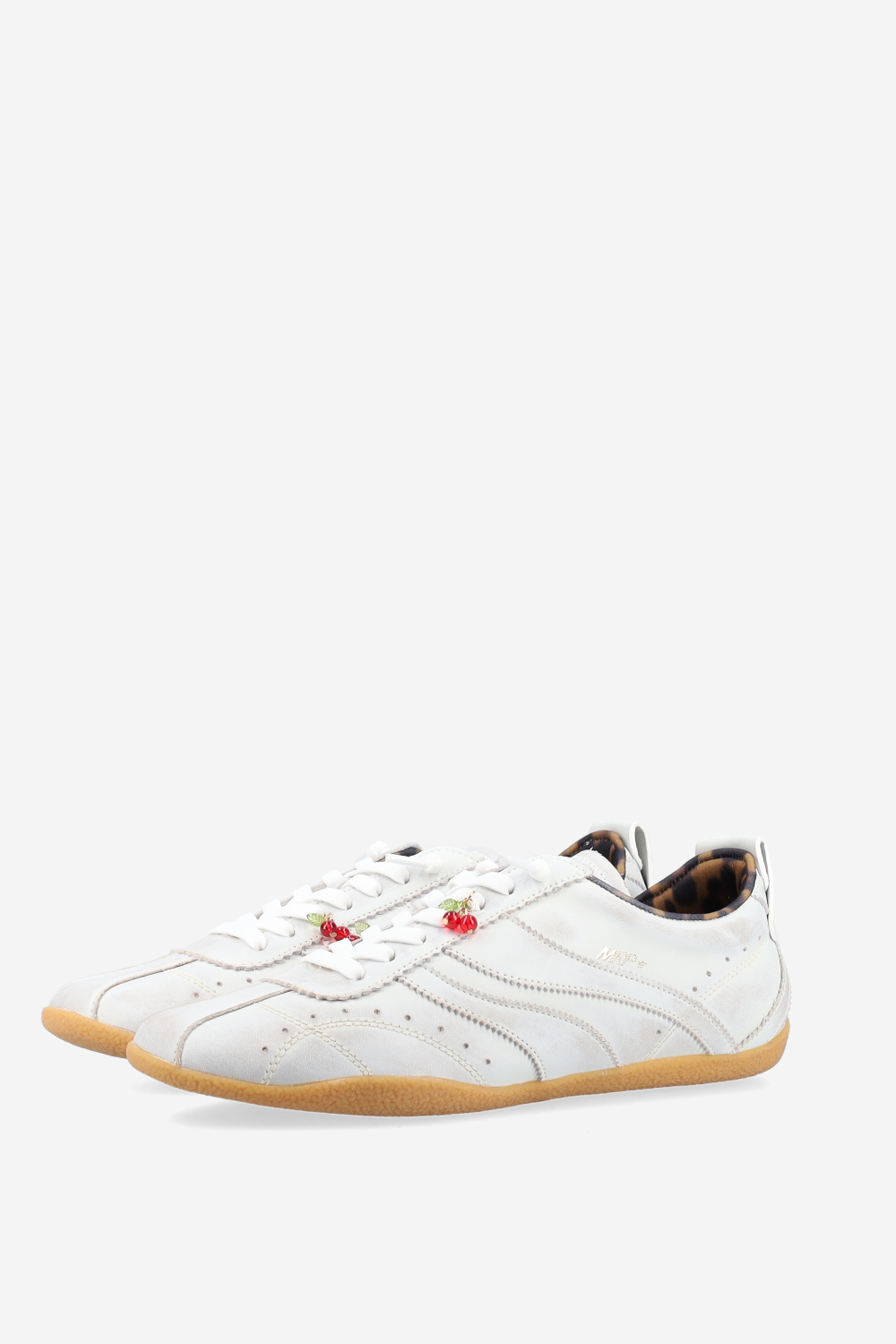 Runaway leather sneakers