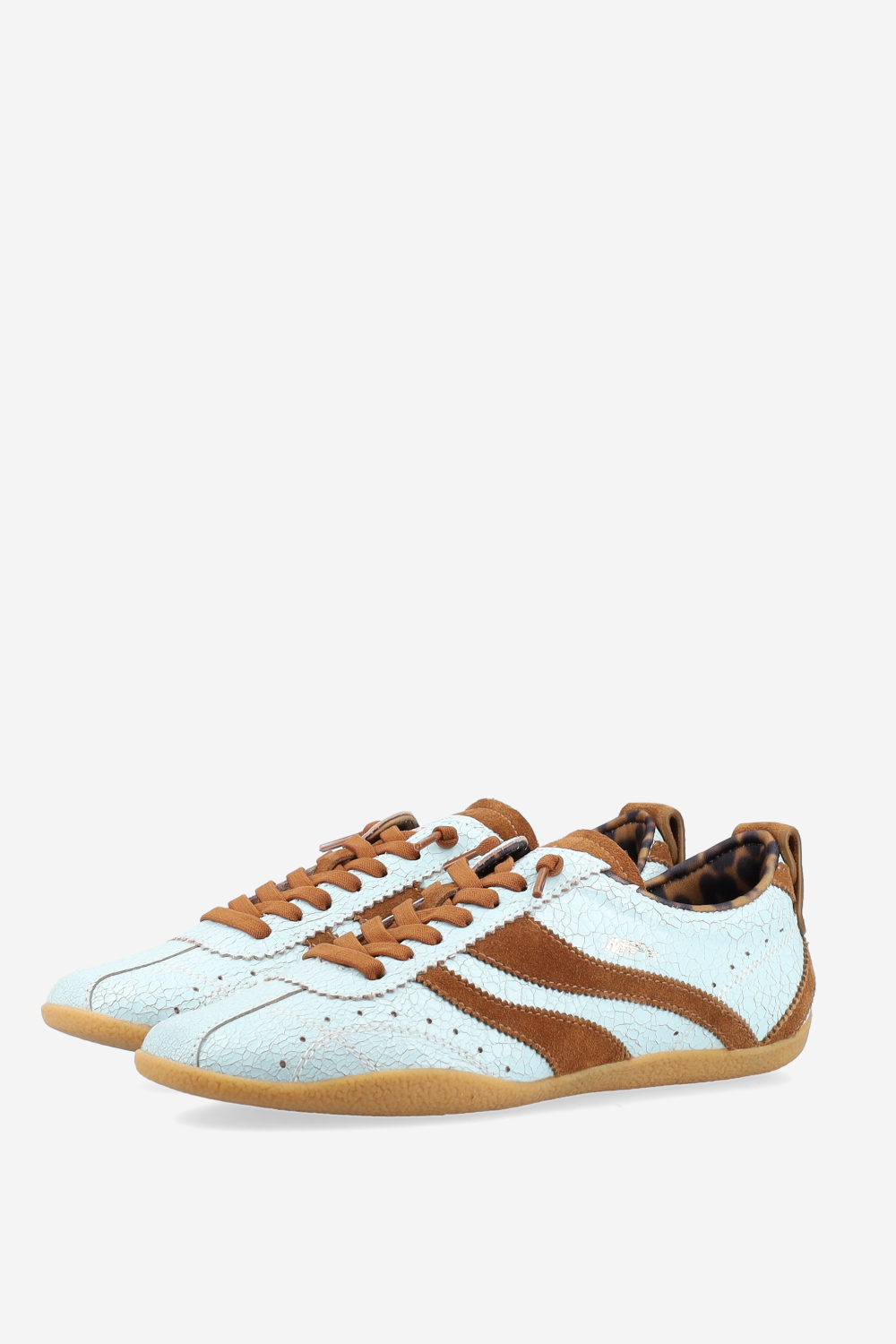 Runaway leather sneakers