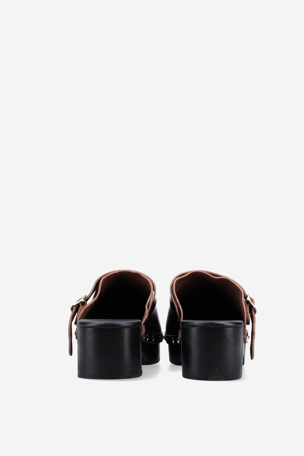 Classic closed leather platform clogs
