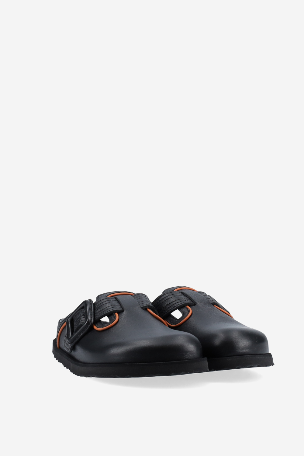Bosten buckle leather mules