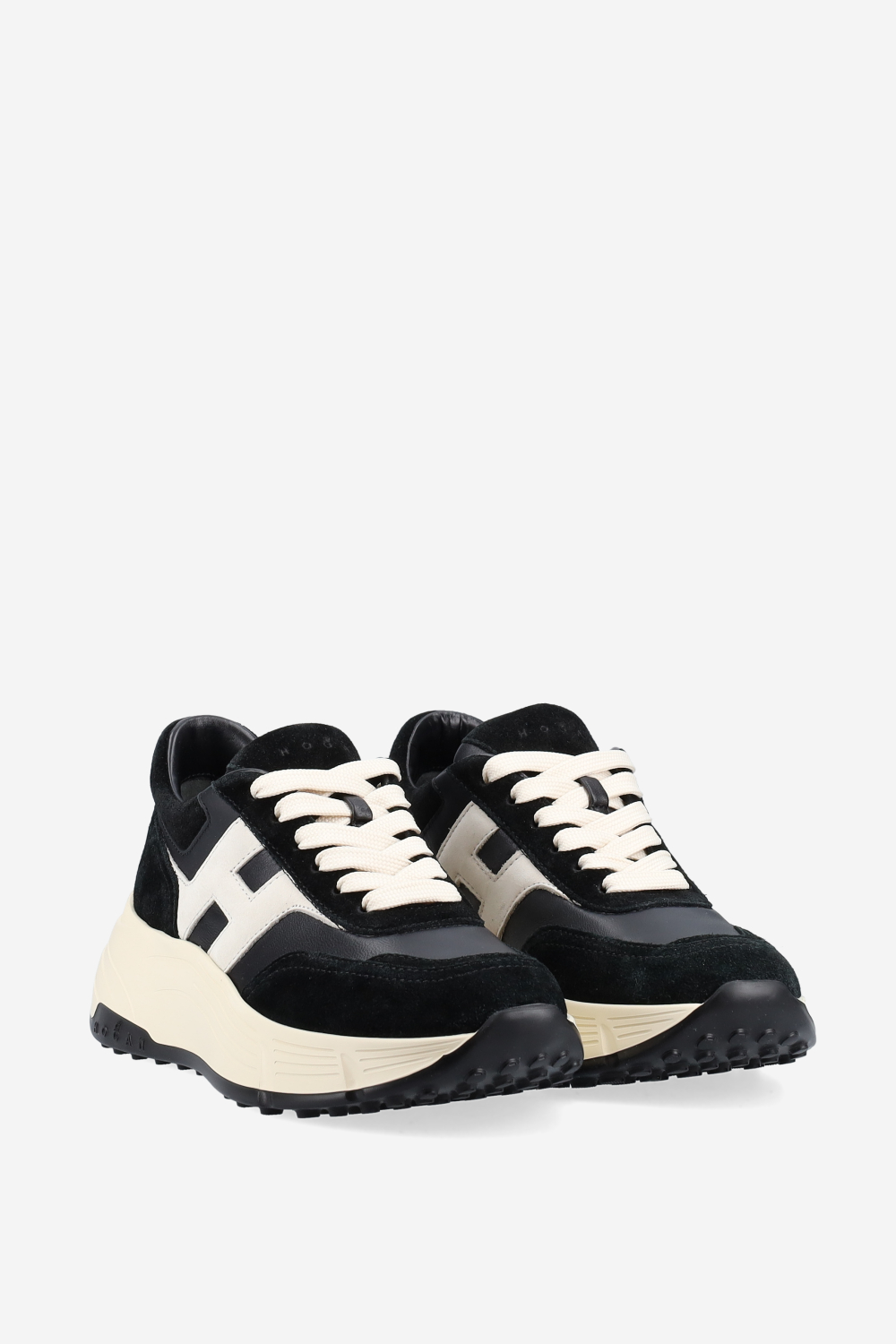 H669 suede sneakers