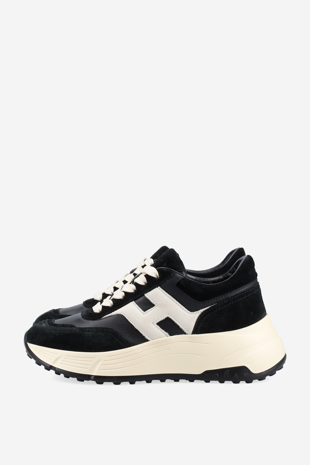 H669 suede sneakers