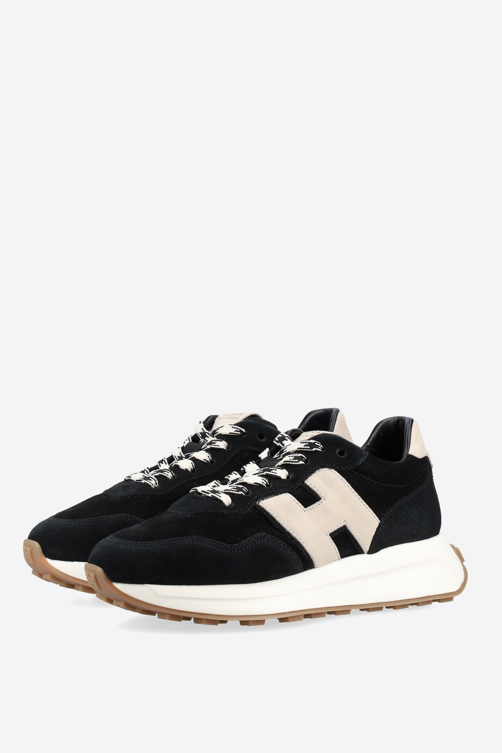 H641 suede sneakers