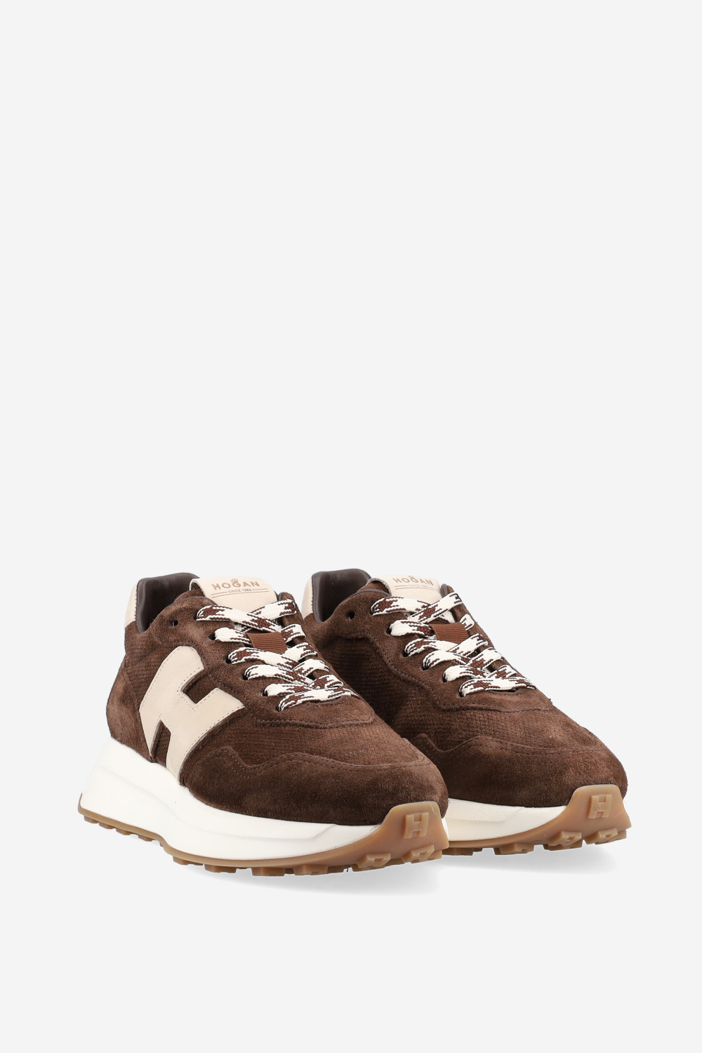H641 suede sneakers