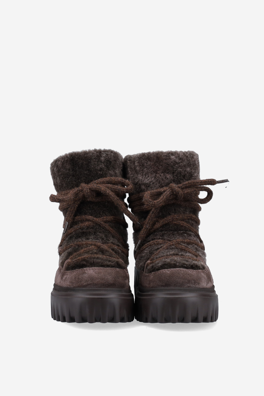 H700 suede boots