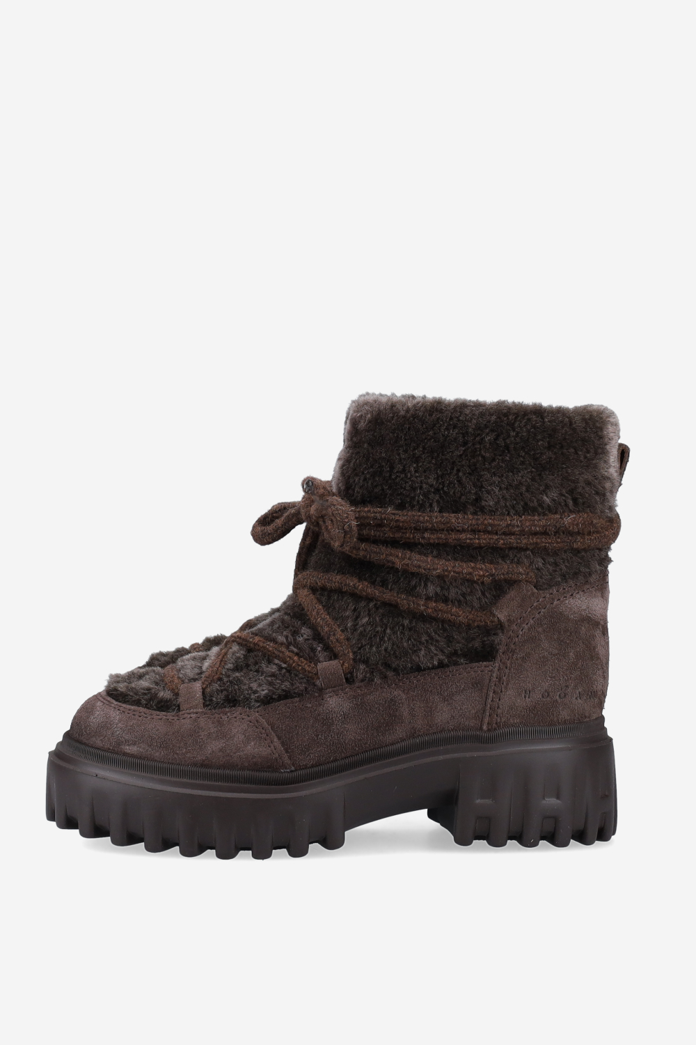 H700 suede boots