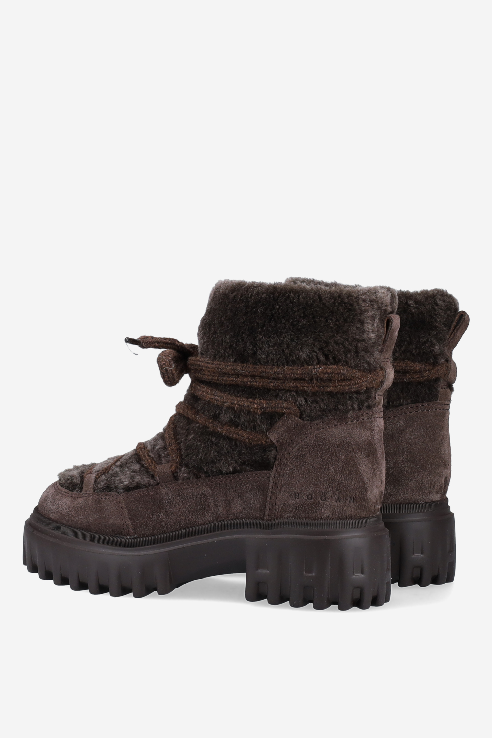 H700 suede boots