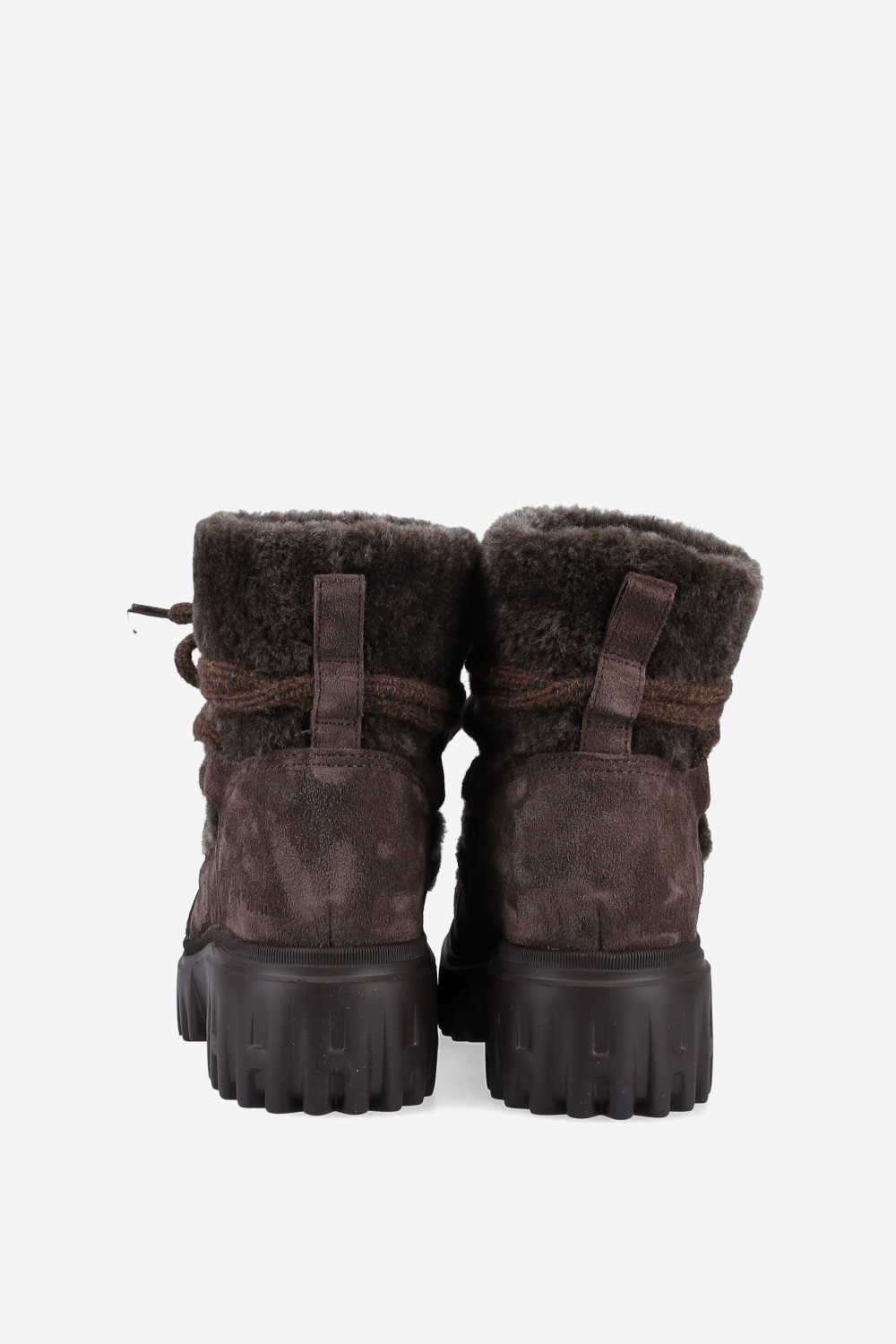 H700 suede boots