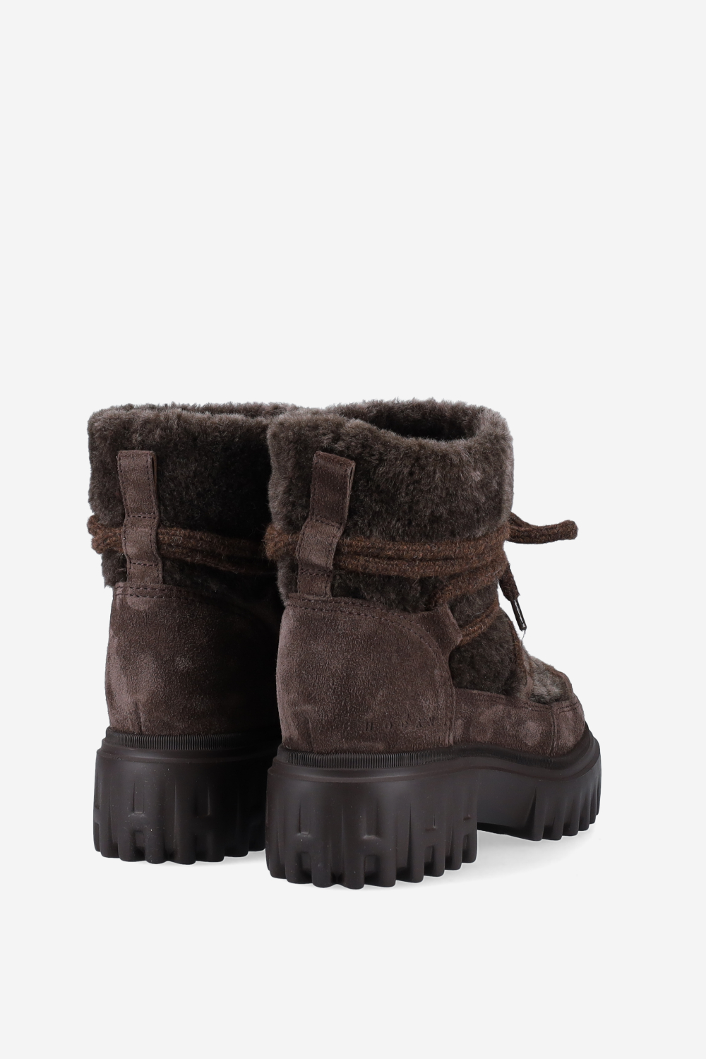 H700 suede boots