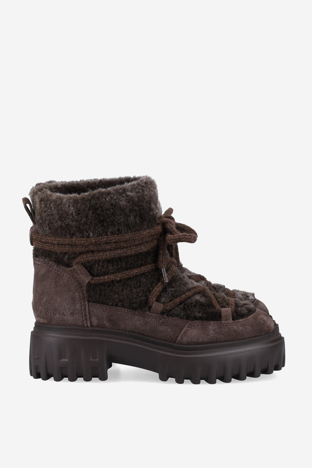 H700 suede boots