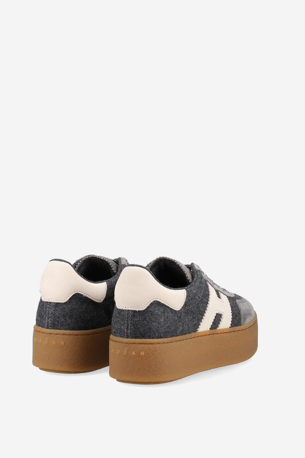 H698 suede sneakers
