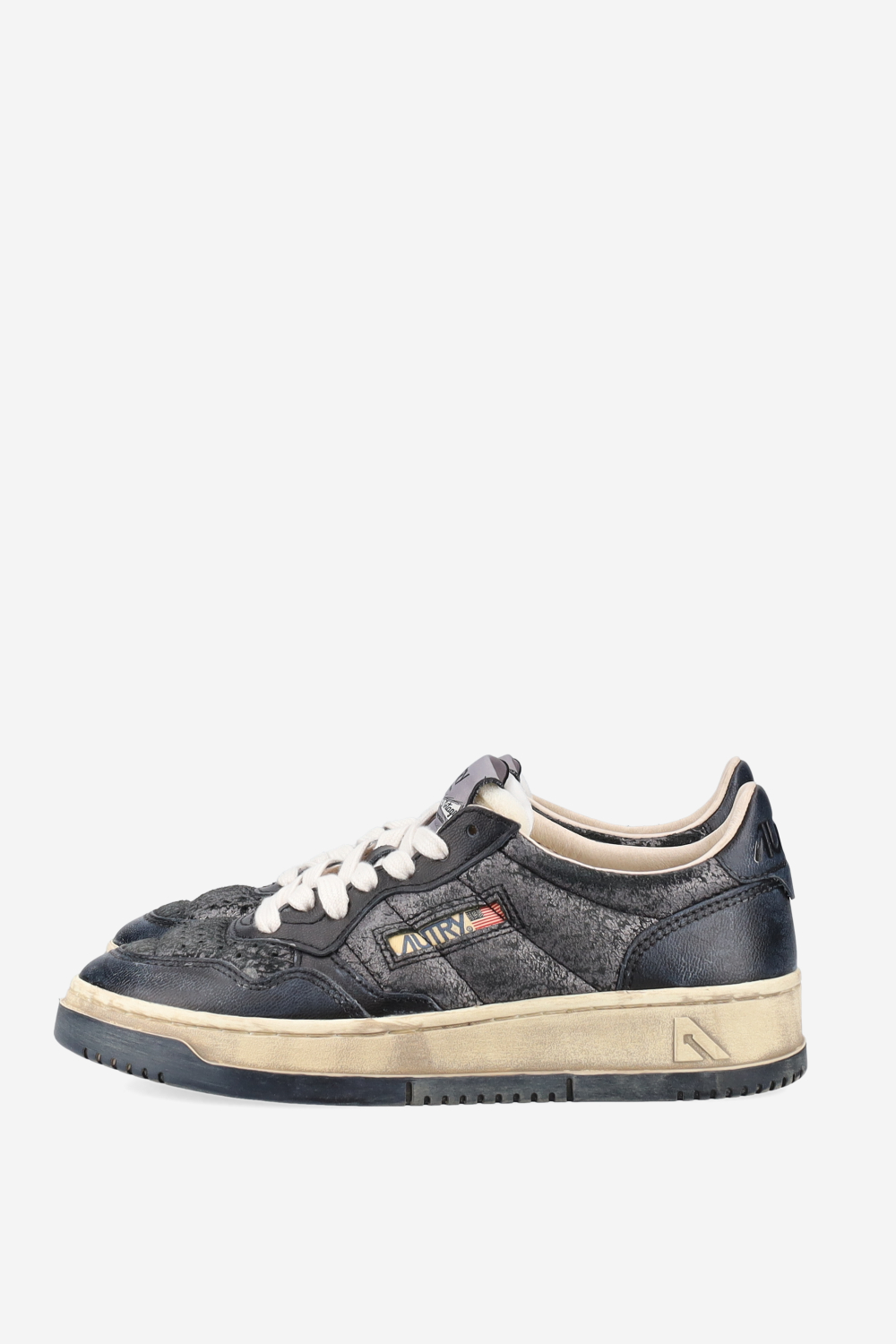 Super vintage low leather sneakers