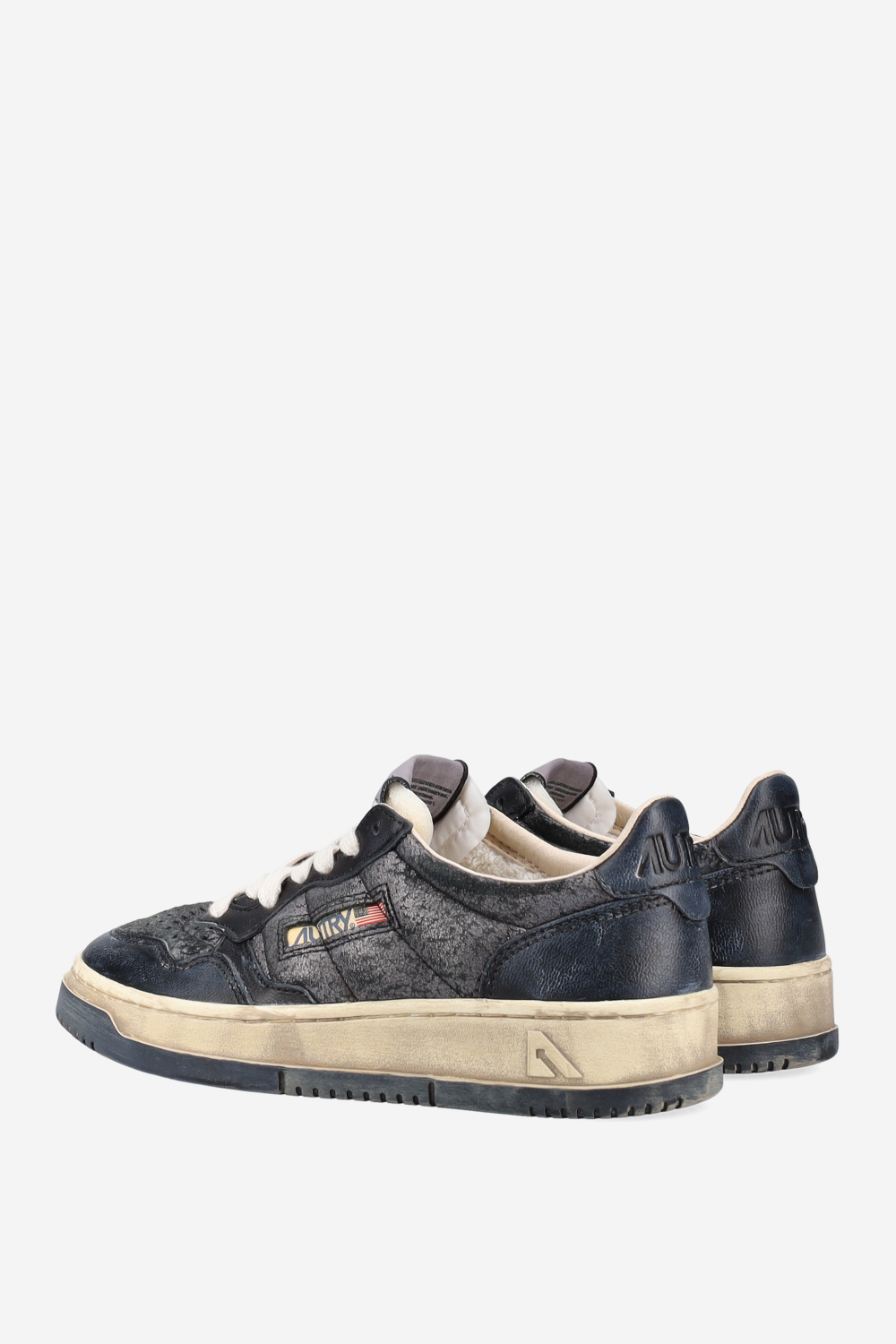 Super vintage low leather sneakers