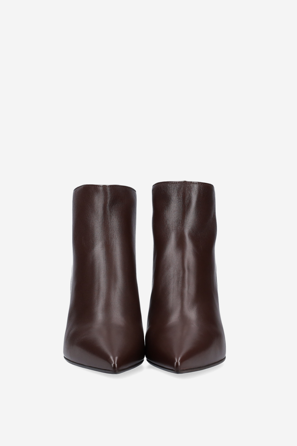 Pointed-toe leather ankle boots