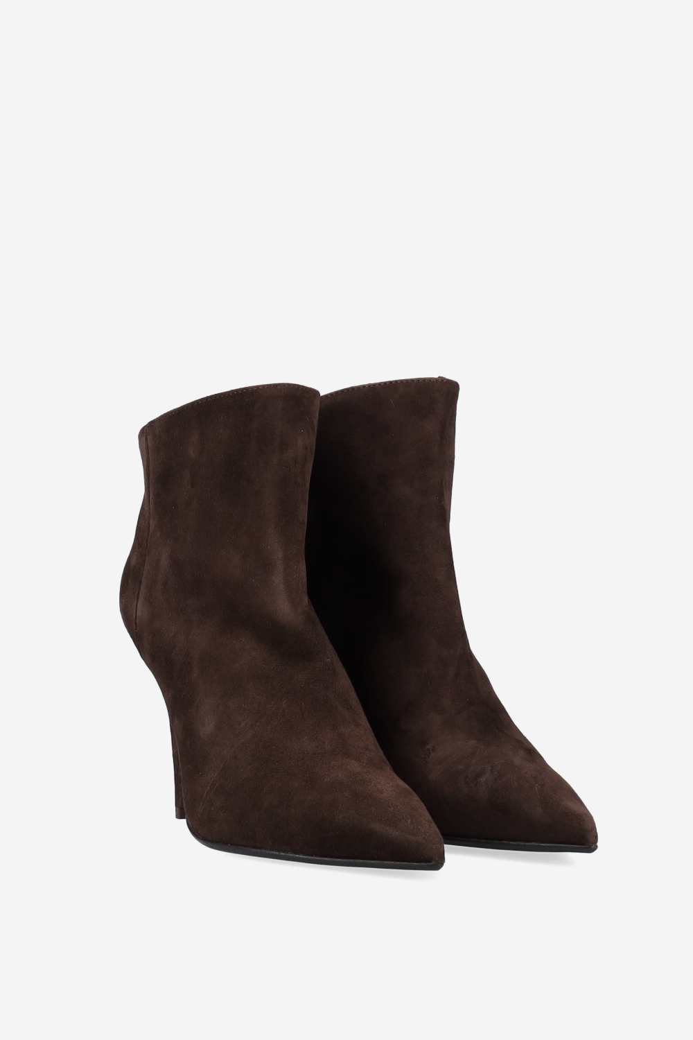 Pointed-toe suede ankle boots