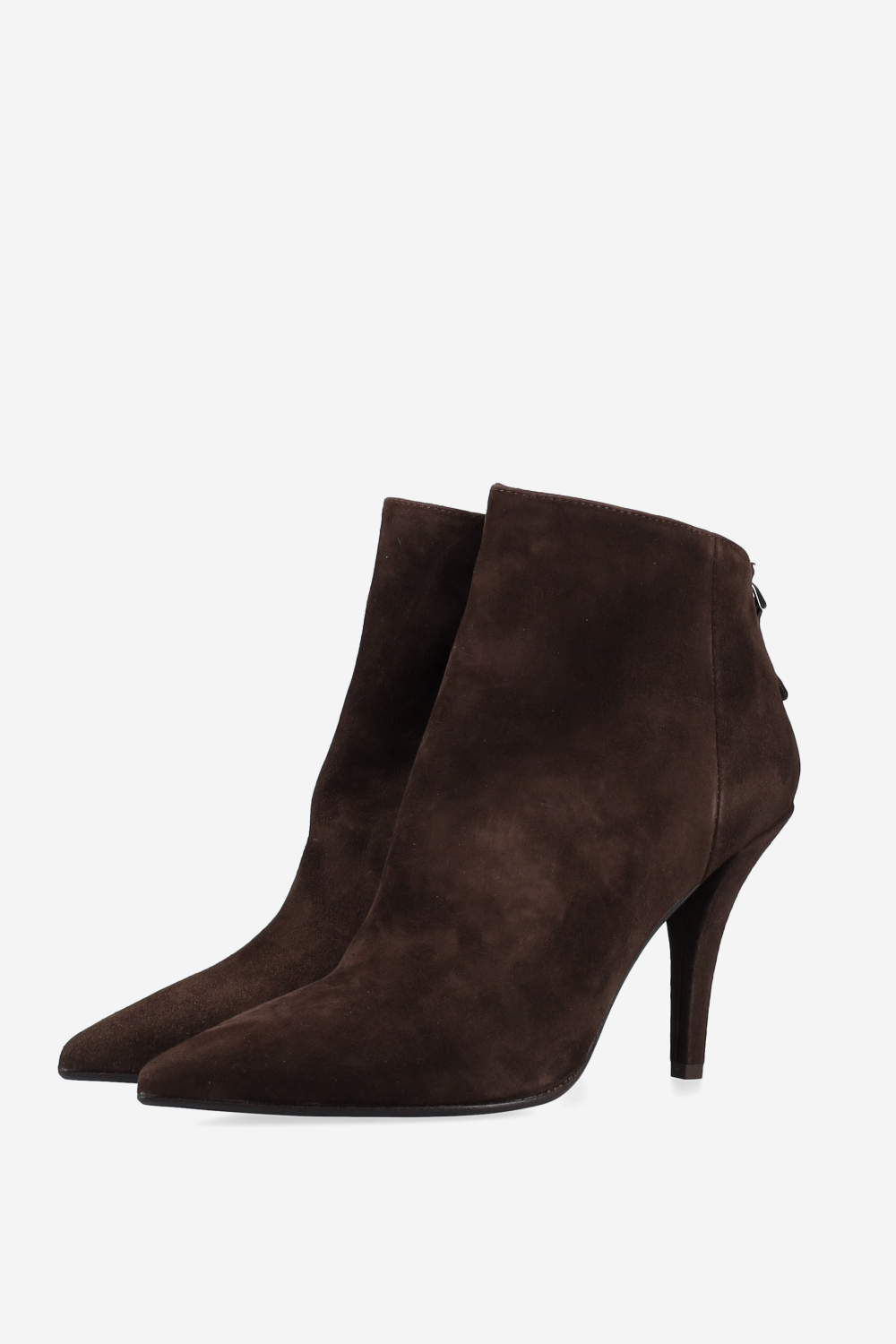 Pointed-toe suede ankle boots