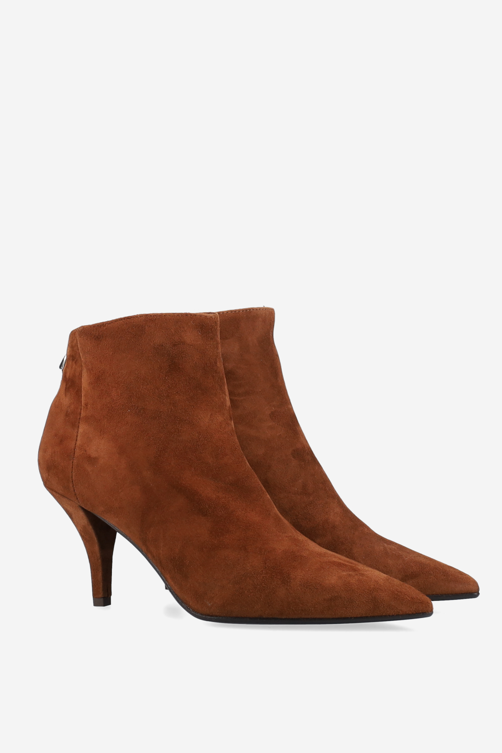 Pointed-toe suede ankle boots