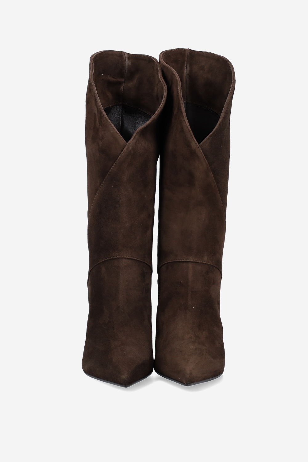 Pointed-toe suede boots