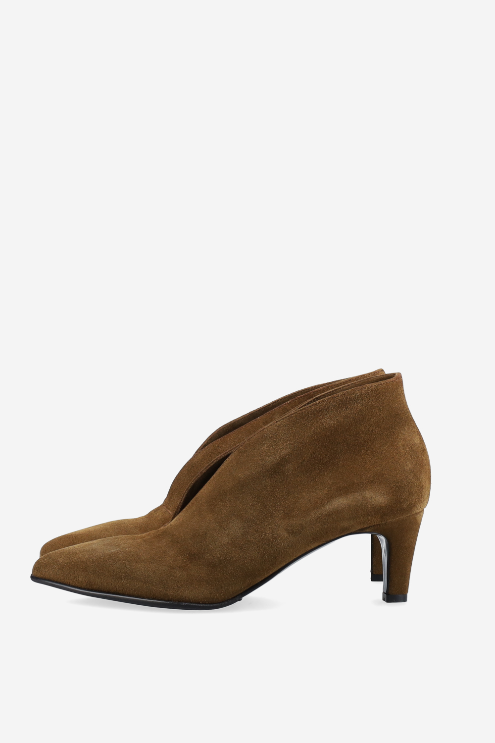 Open suede boots