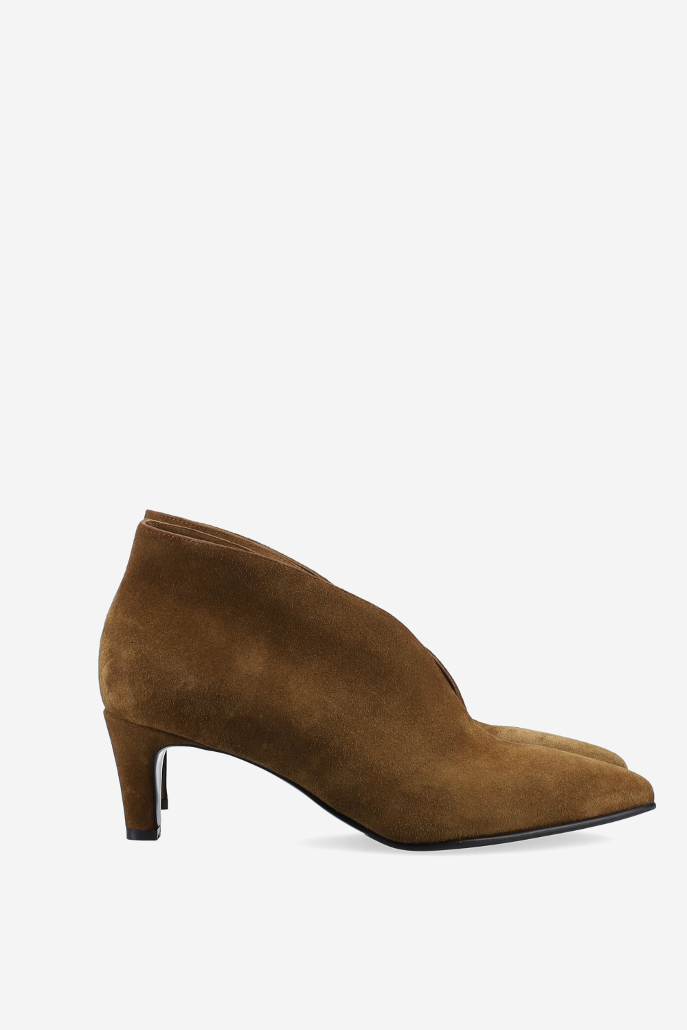 Open suede boots