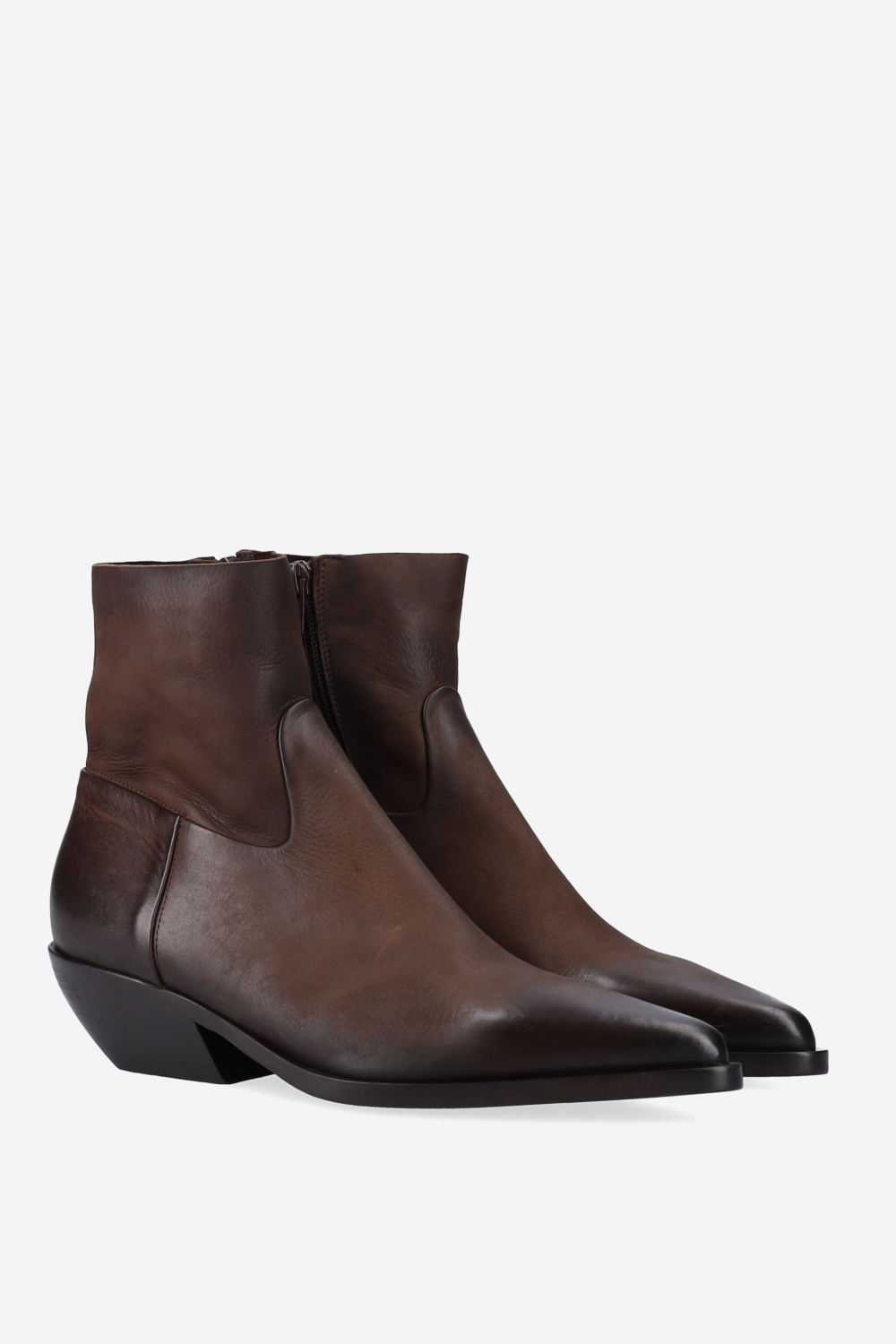 Pointed-toe leather ankle boots