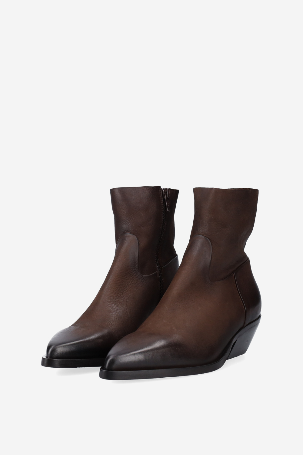 Pointed-toe leather ankle boots