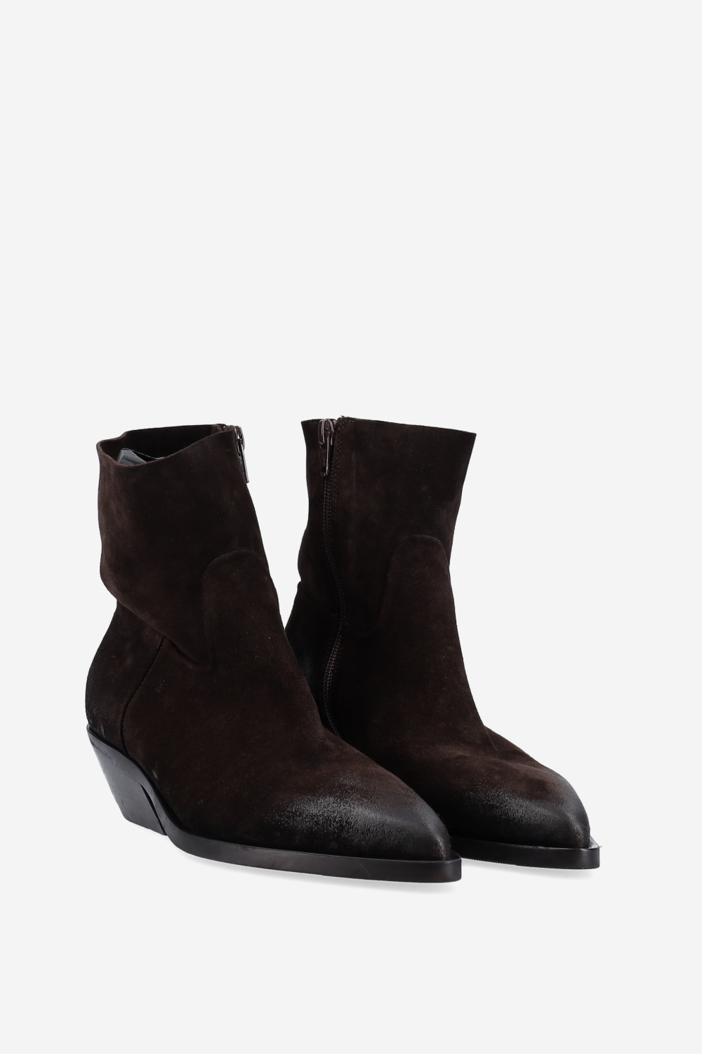 Pointed-toe suede ankle boots