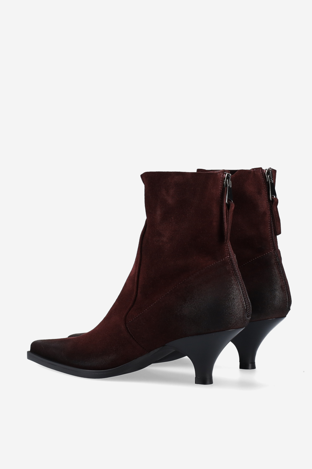 Pointed-toe suede ankle boots