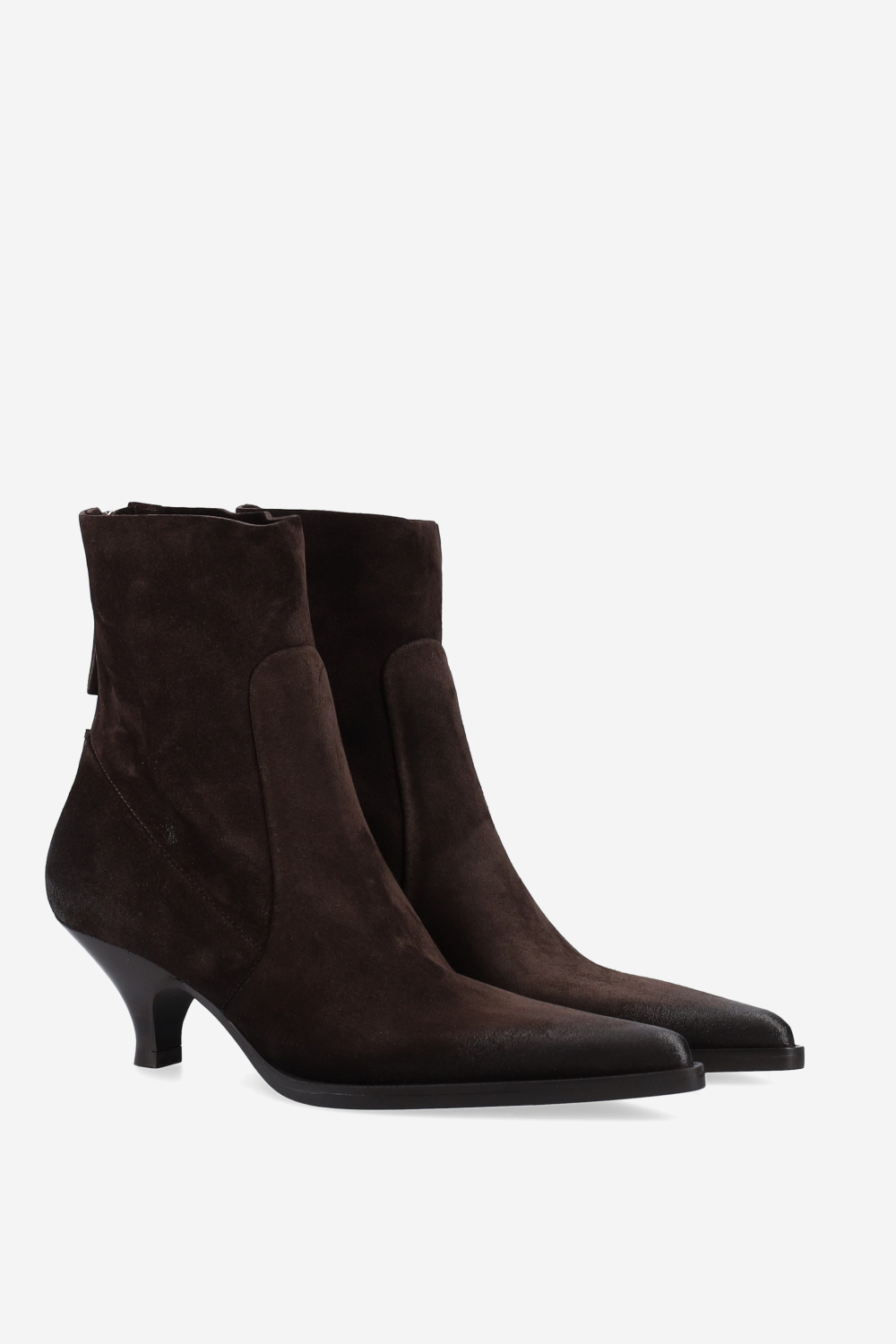 Pointed-toe suede ankle boots